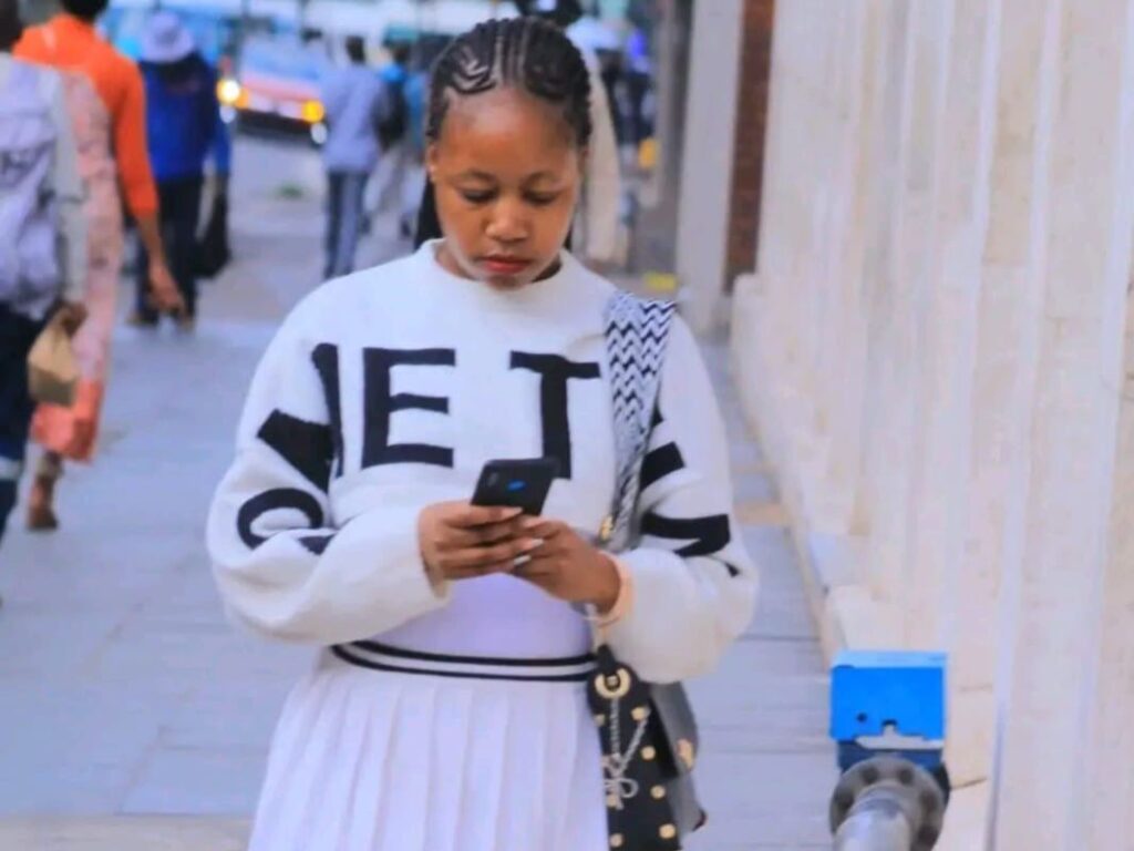 East Rand killings: Police confirm ninth woman’s body as family identifies Gracious Nkomo The family of 28-year-old Gracious Nkomo has positively identified her as one of the women whose bodies were discovered along the R21 in Kempton Park.